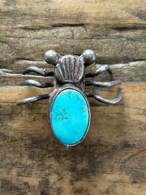 Vintage Native Navajo Handmade Sterling Silver Turquoise Spider Bug Pin Brooch